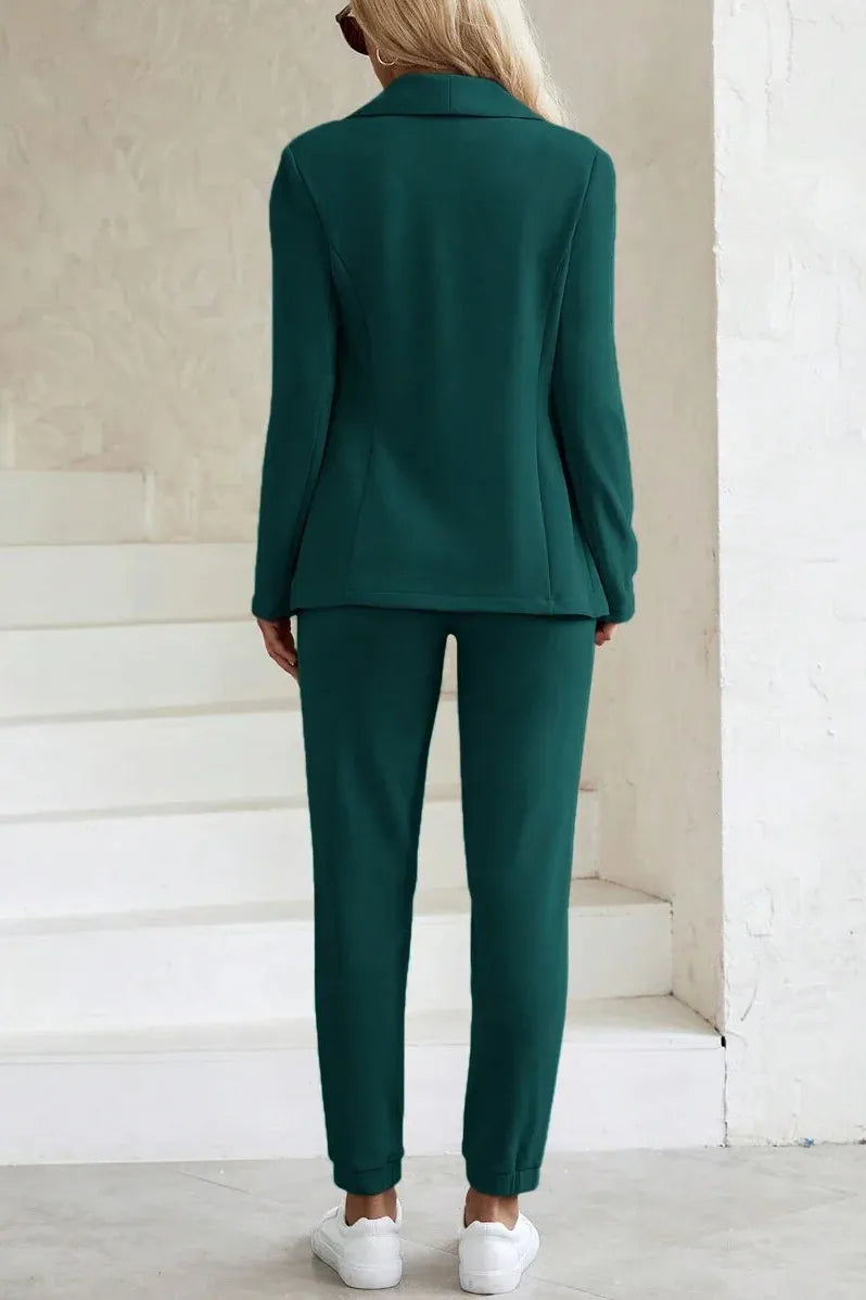 Noa – Elegant Soft Tailored Set