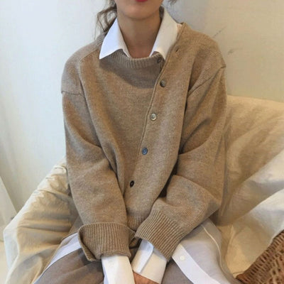 Regina – Elegant Warm Sweater