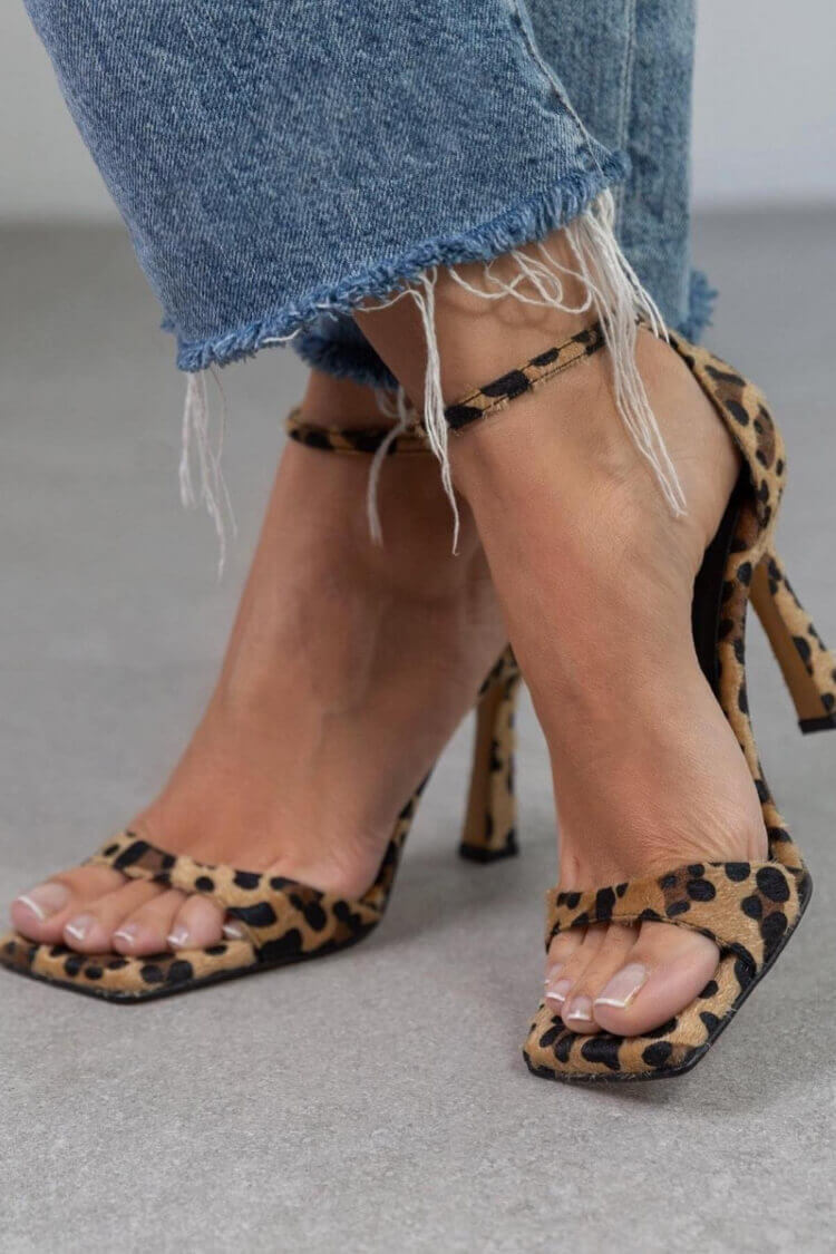 Zoof™ – Elegant Leopard Heels