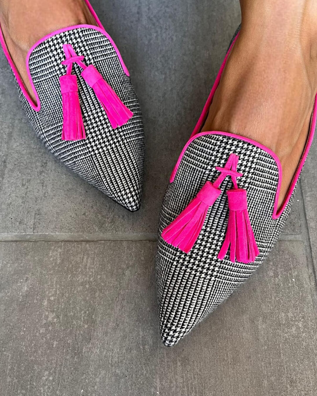 Ellaine – Elegant Pointed Loafer with Fluo Tassels