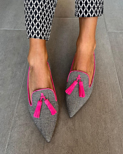 Ellaine – Elegant Pointed Loafer with Fluo Tassels