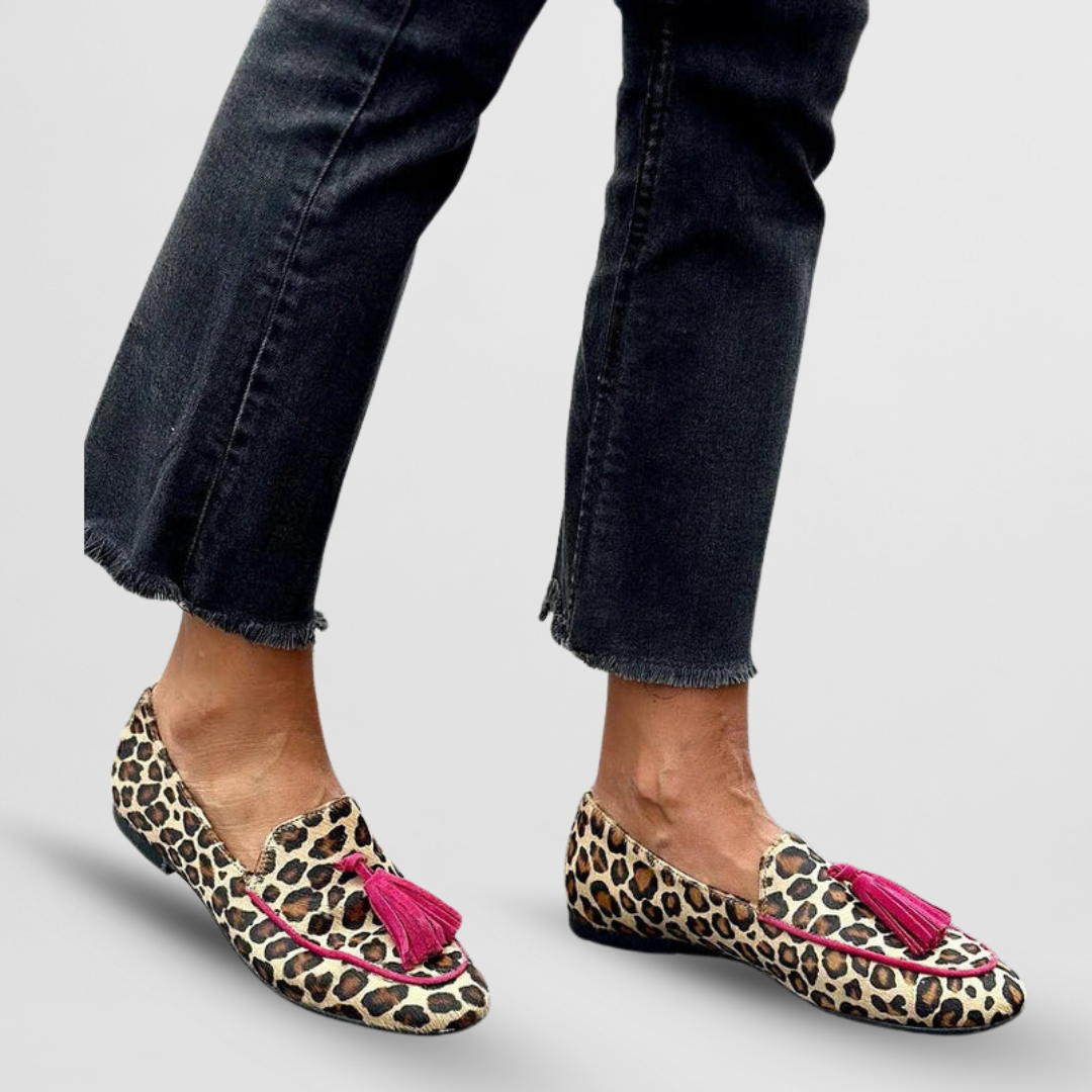 Lena - Slip-on with Tassels