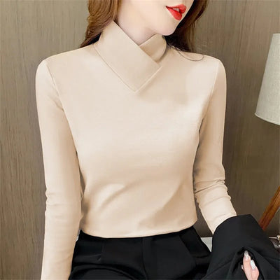 Liora – Elegant Turtleneck Tee