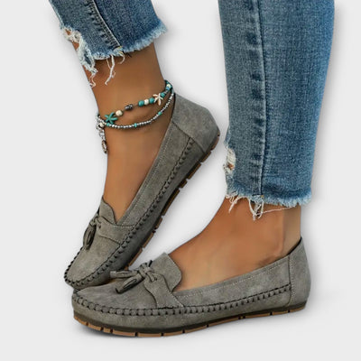 Lise – Elegant Suede Loafer