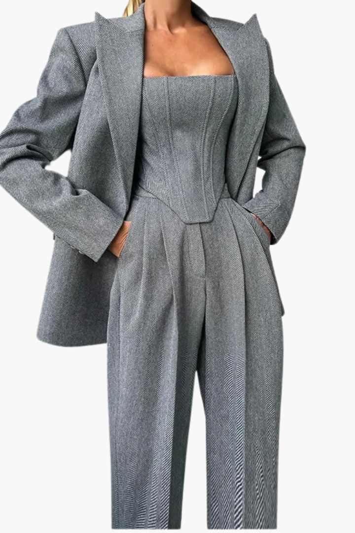 Sienna – Elegant Power Trio Set