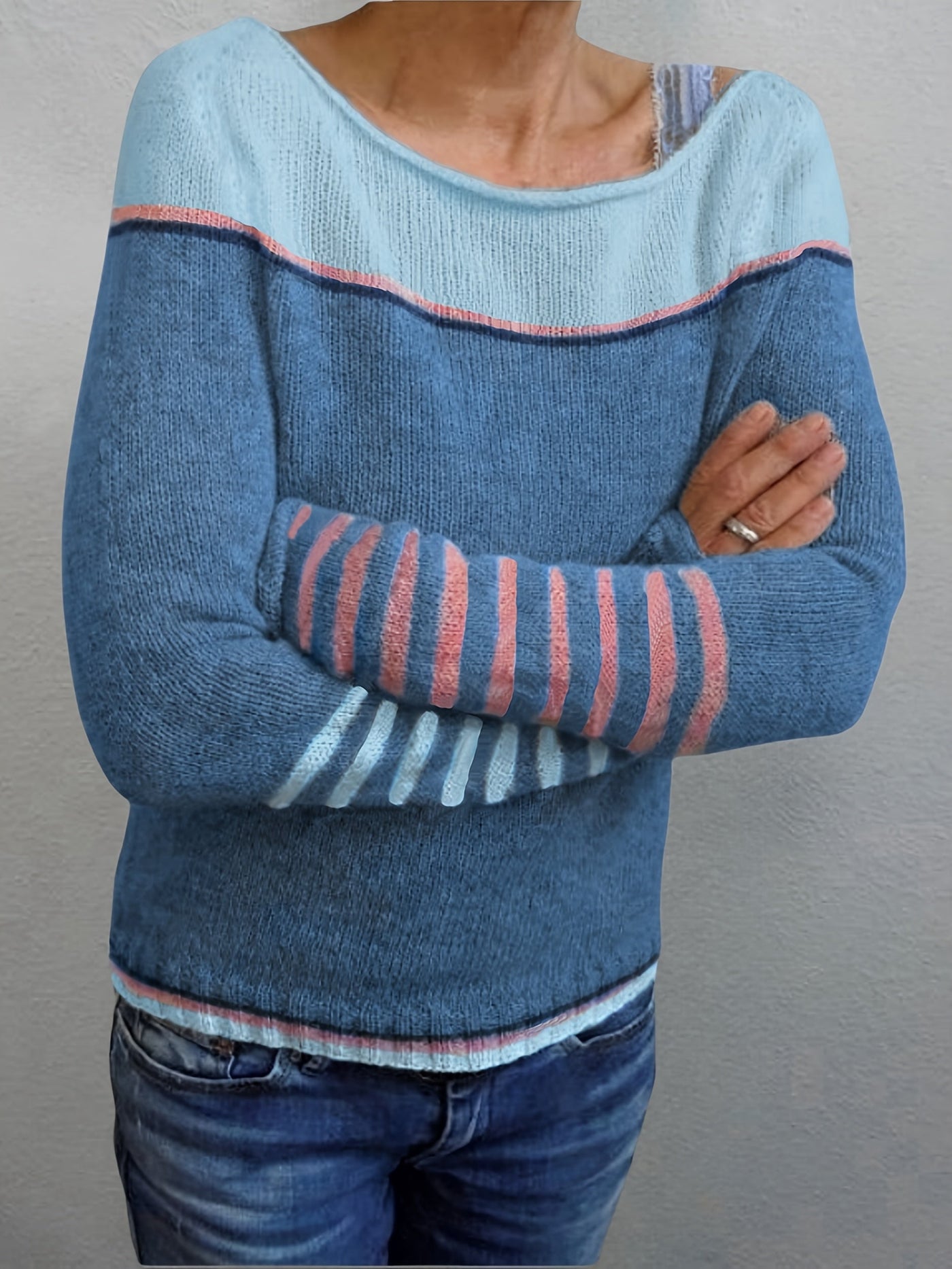 Katharina – Elegant Striped Sweater