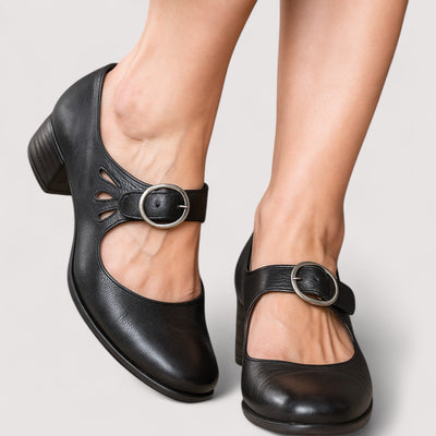 Amelia – Elegant Orthopedic Leather Sandals with Wedge Sole