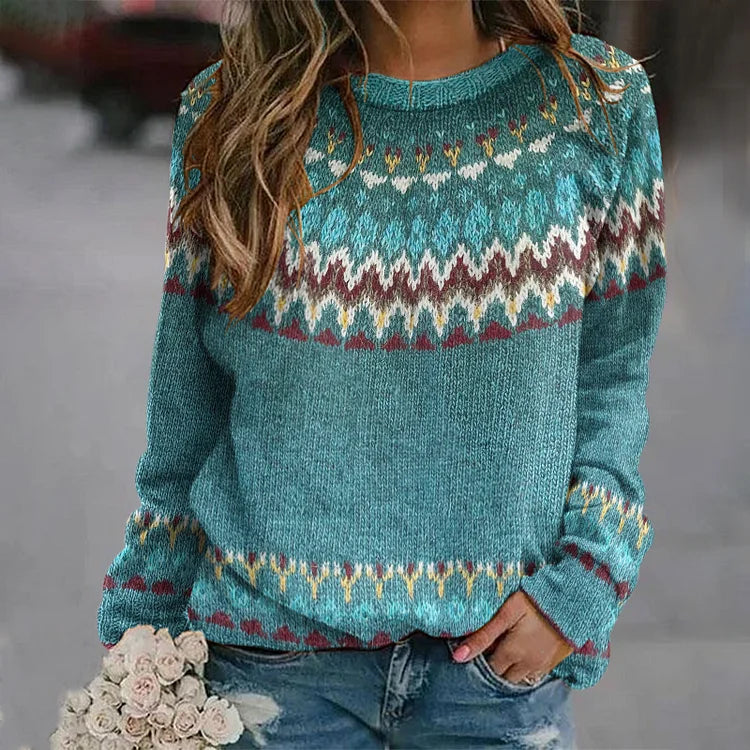 Nicole – Timeless Elegant Sweater