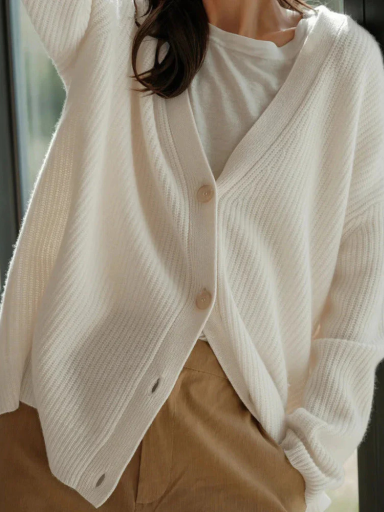 Madison – Timeless Cardigan
