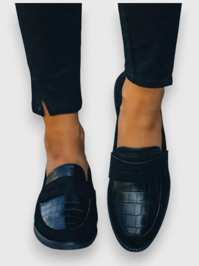 AVA – Elegant Croc-Detail Orthopedic Loafers