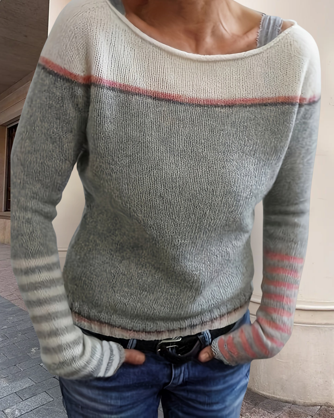 Katharina – Elegant Striped Sweater