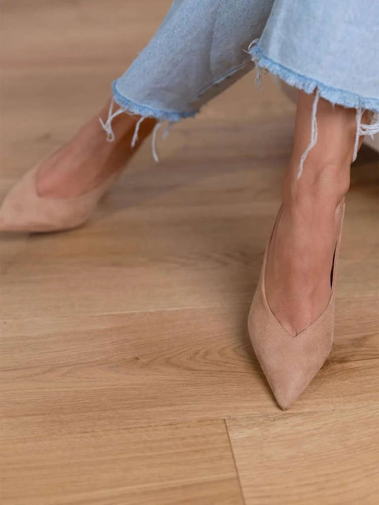 Isabelle – Elegant Pointed-Toe Slingback Heels