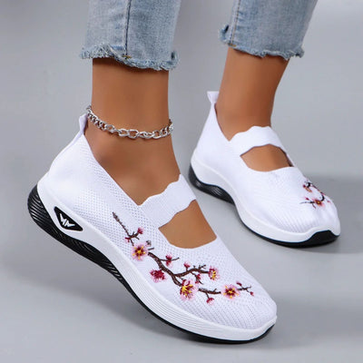 Leona™ – Elegant Breathable Orthopaedic Shoes