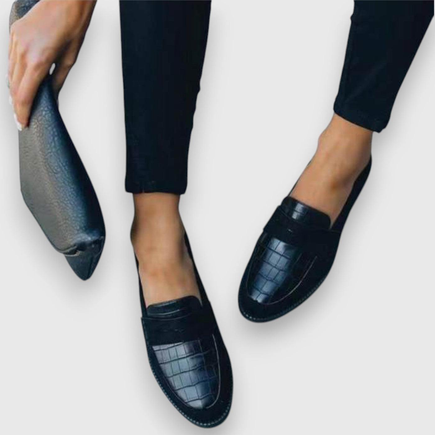 Liny – Elegant Suede Loafer