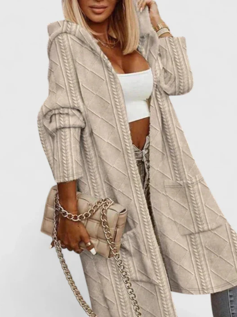 Marivelle – Elegant Refined Cardigan