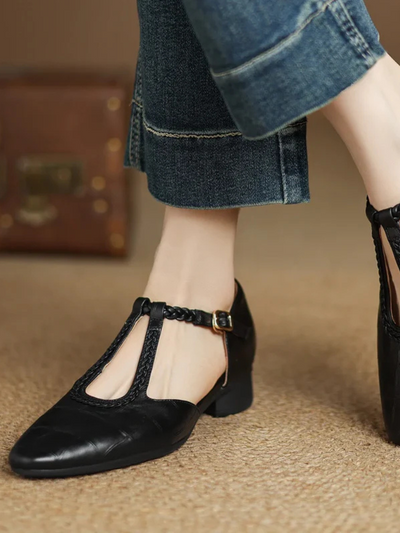 Aveline – Elegant Leather Ankle Boot