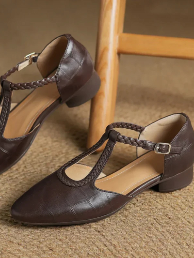 Aveline – Elegant Leather Ankle Boot