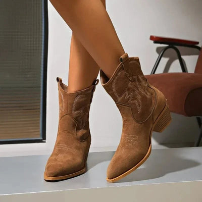 Sierra Belle – Elegant Western Boots