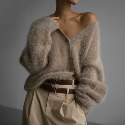 Luna – Timeless Cashmere Cardigan