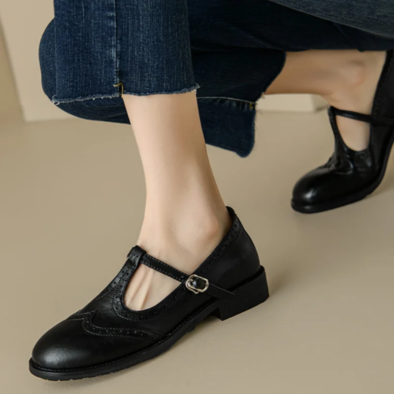Lincy – Timeless Elegant T-Strap Mary Janes