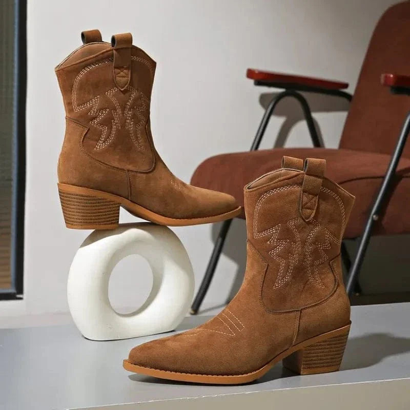 Sierra Belle – Elegant Western Boots