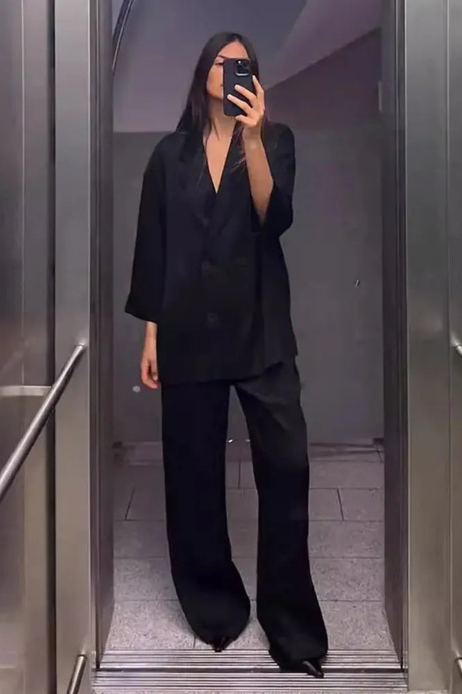 Mckenzie – Elegant Blazer Set