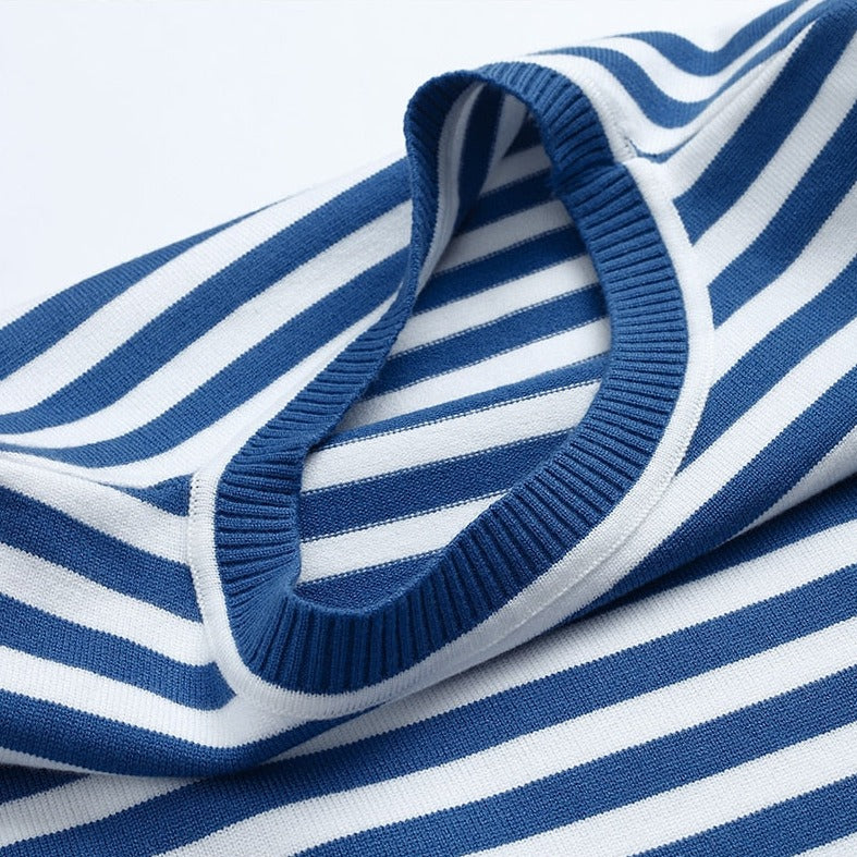 Nicole – Elegant Striped Sweater