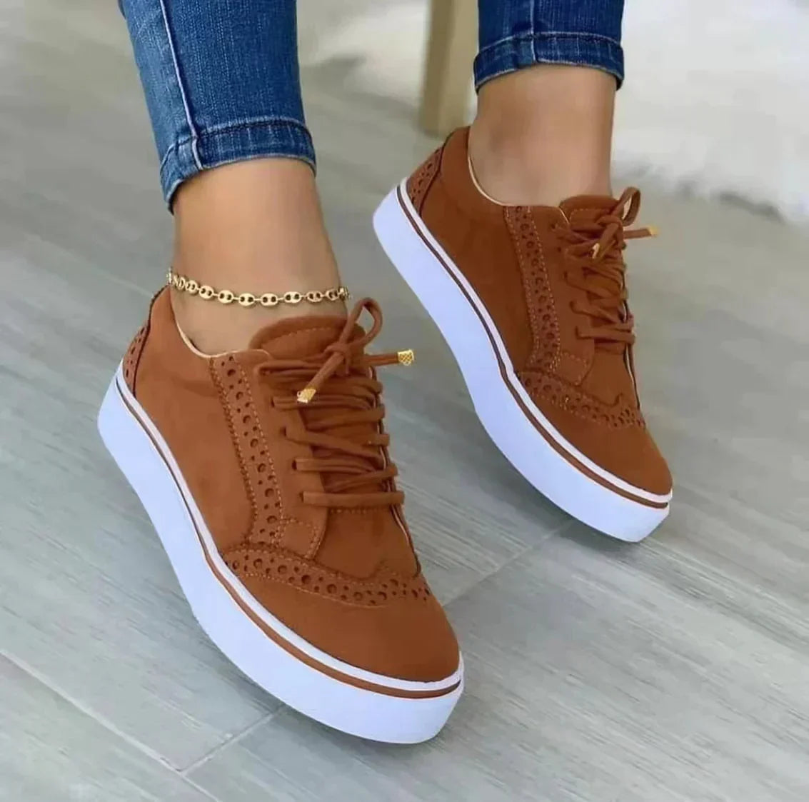 Emma™ – Elegant Orthopedic Sneakers