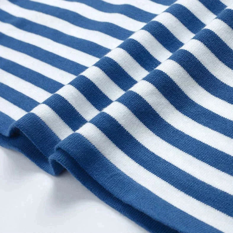 Nicole – Elegant Striped Sweater