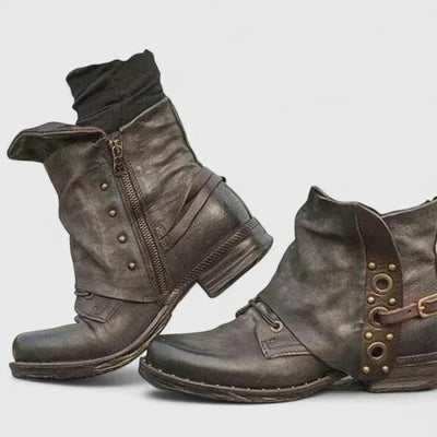 Savannah – Elegant Rivet Boots