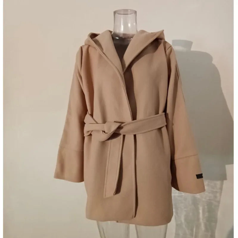 Noelia | Wool Coat with Hood