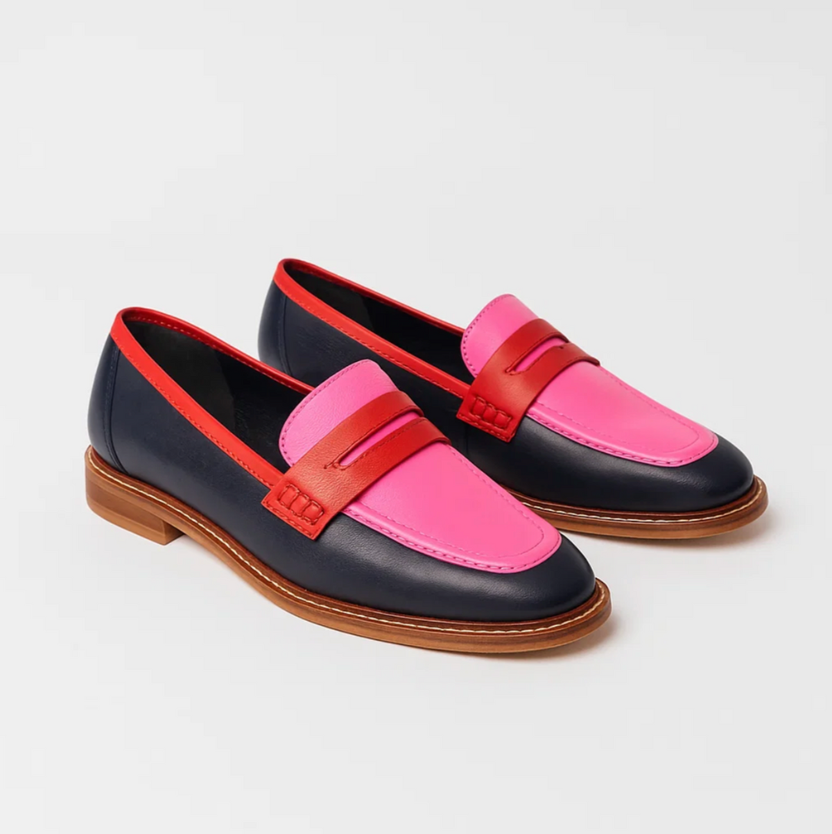 Faius™ – Elegant Black Loafers with Colourful Accents