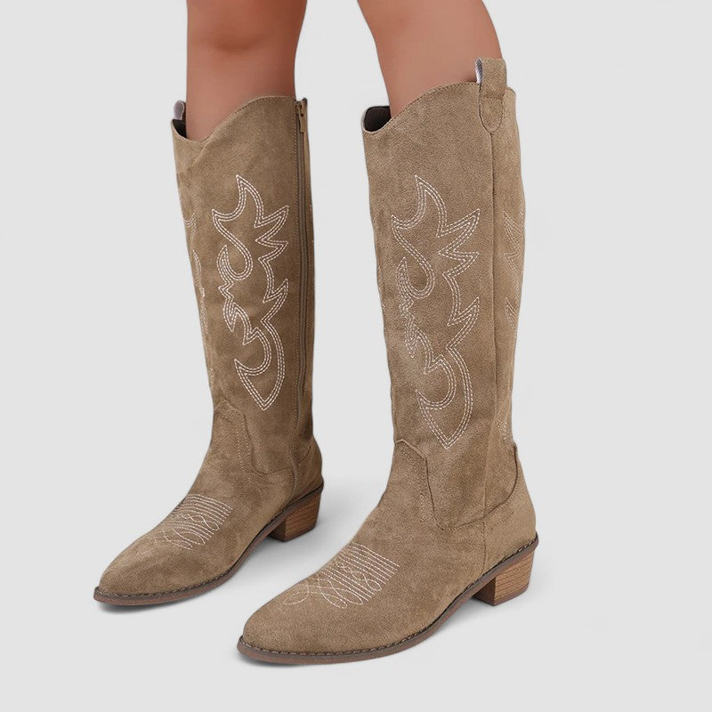 Clara – Elegant Orthopedic Boots