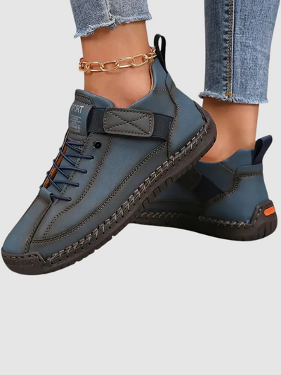 Maribel – Elegant Lace-Up Sneakers