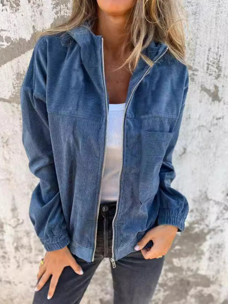 Amara – Elegant Hooded Jacket