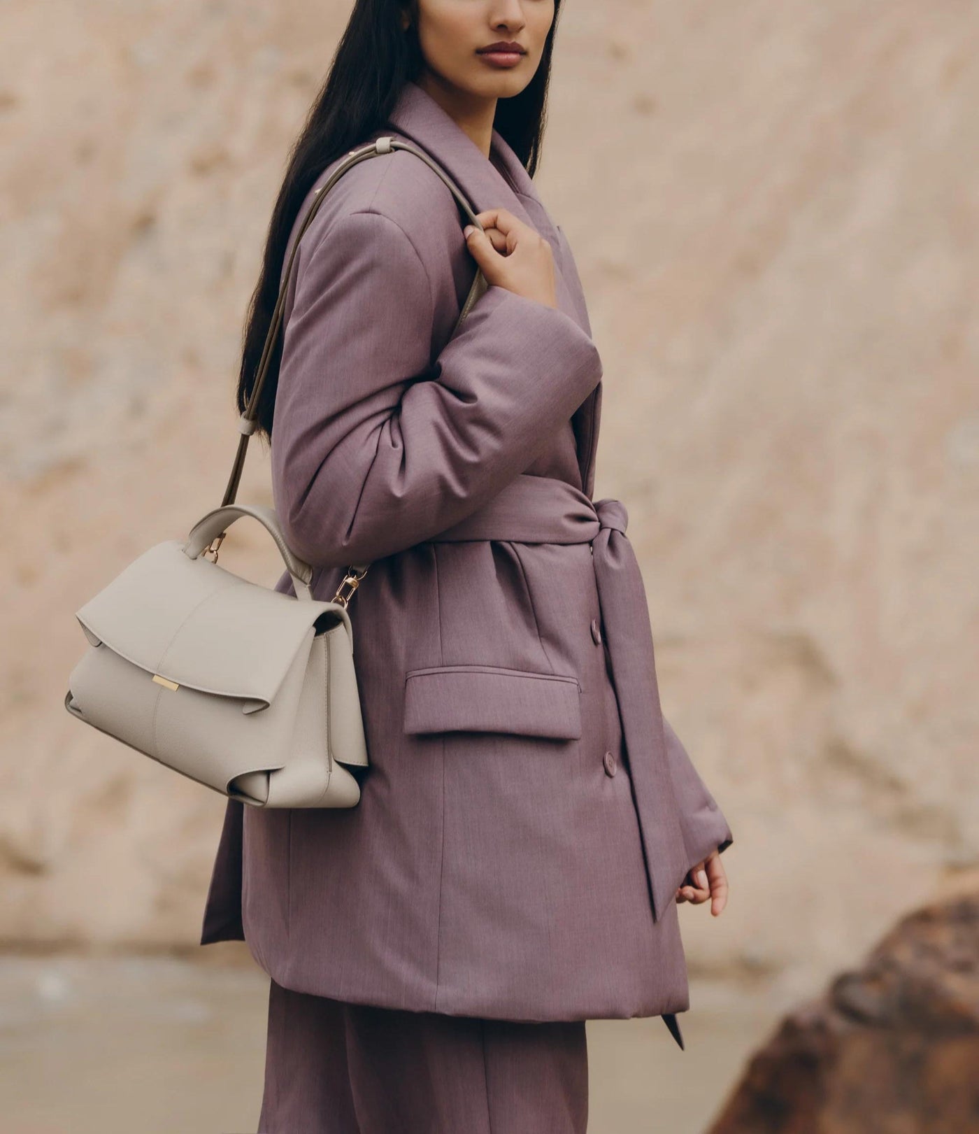 Live | Elegant Handbag