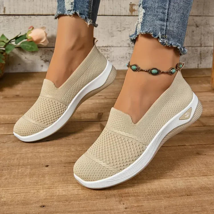 Azalea™ – Elegant Orthopedic Slip-On Sneakers