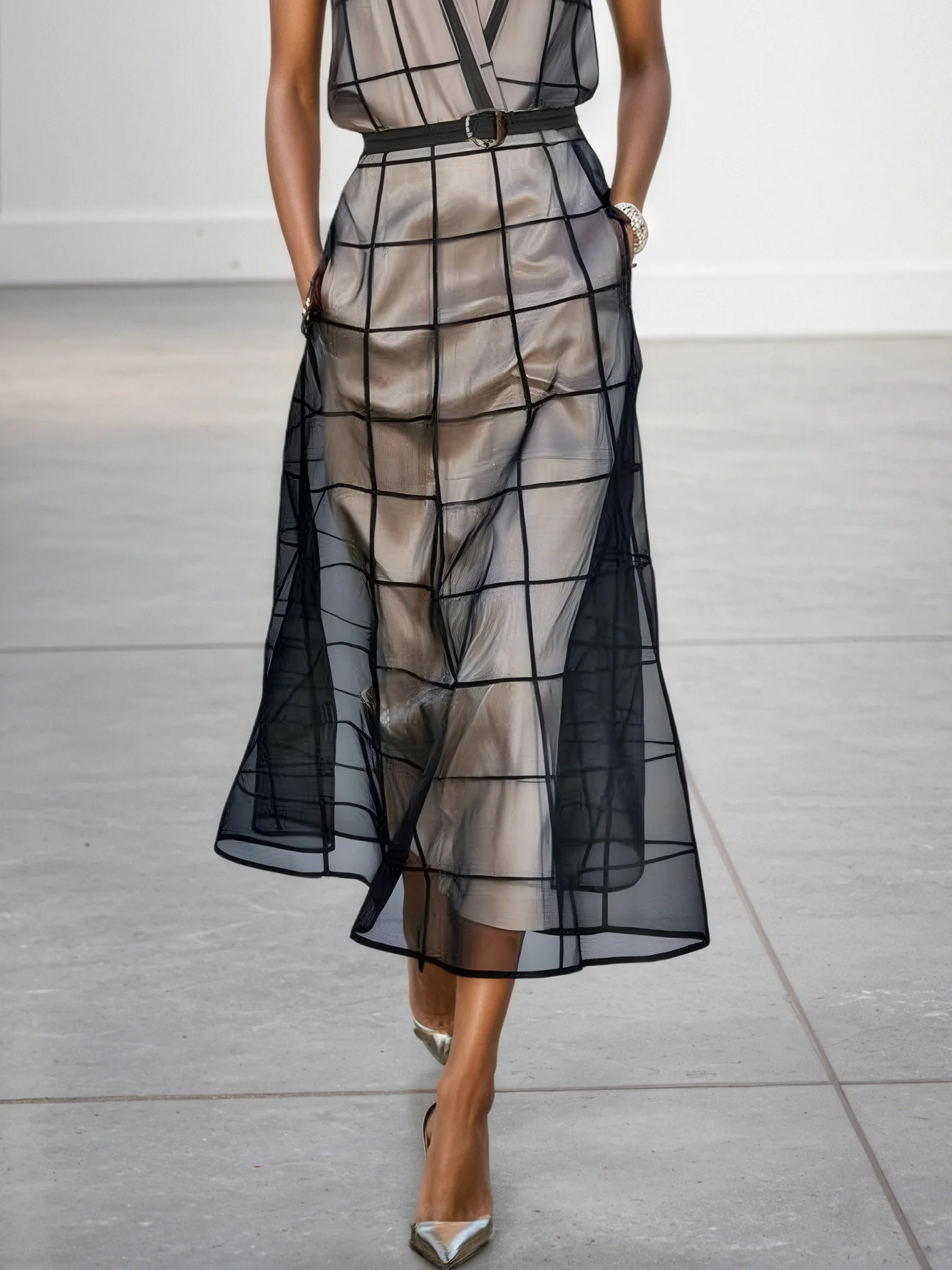 Maxi Sleeveless Dress – Elegant Check Tulle Dress with Collar and Belt