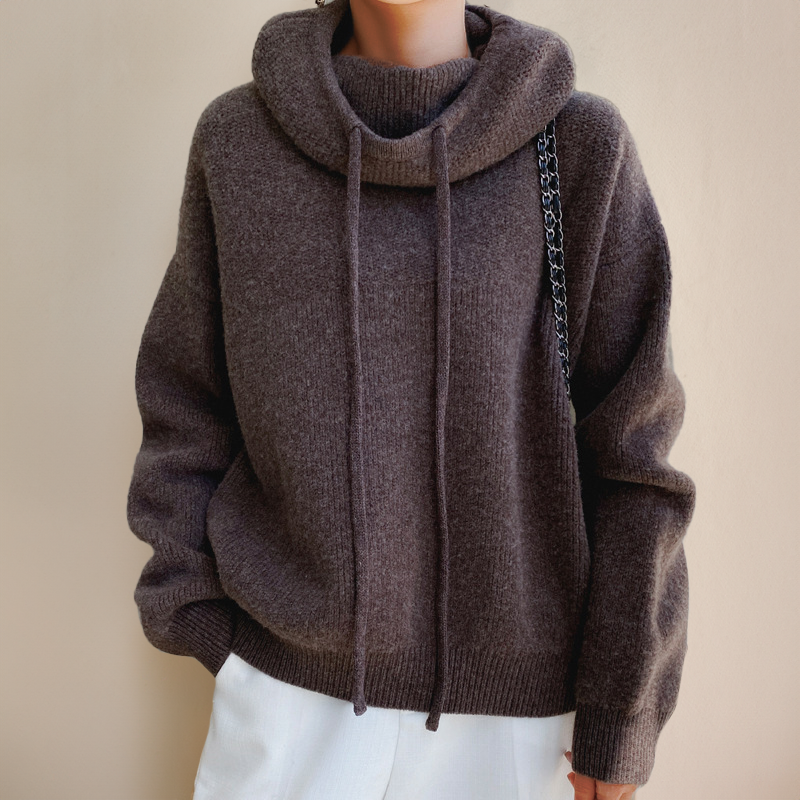 Lia – Timeless Elegant Turtleneck Sweater