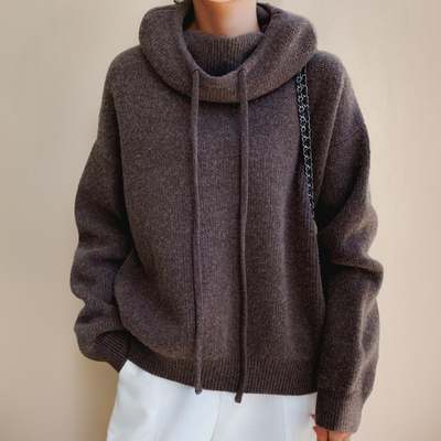 Lia – Timeless Elegant Turtleneck Sweater