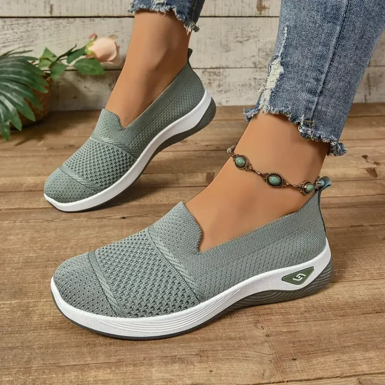 Azalea™ – Elegant Orthopedic Slip-On Sneakers