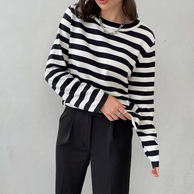 Nicole – Elegant Striped Sweater