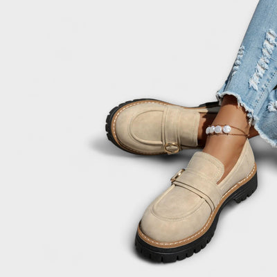 Lora – Elegant Casual Moccasins with Rounded Toe for a Sophisticated Look