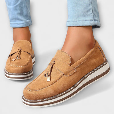 Halo – Casual Shoes with Round Toe for a Modern and Comfortable Style