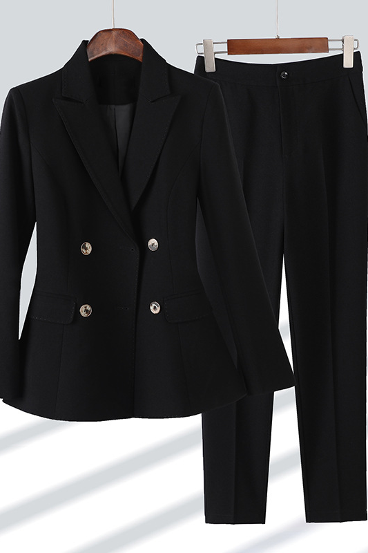 Vivienne – Elegant Structured Blazer Set