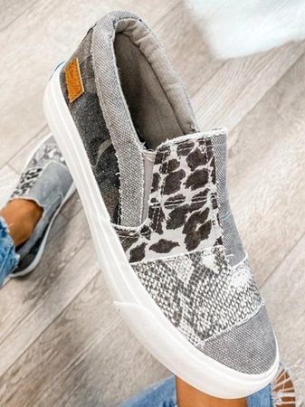 Noemi – Elegant Pain-Relieving Loafer