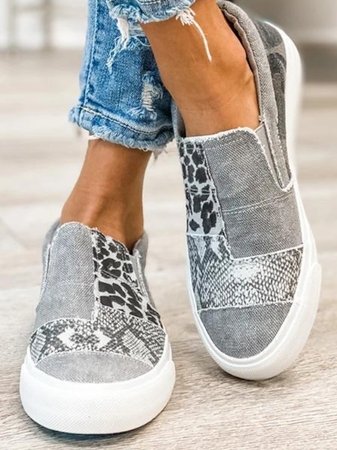 Noemi – Elegant Pain-Relieving Loafer