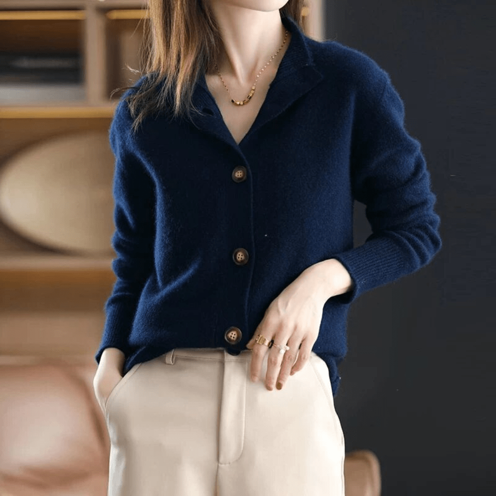 Anny – Elegant Cashmere Knit Cardigan