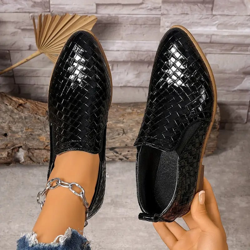 Alexandra – Elegant Leather Oxford Shoes