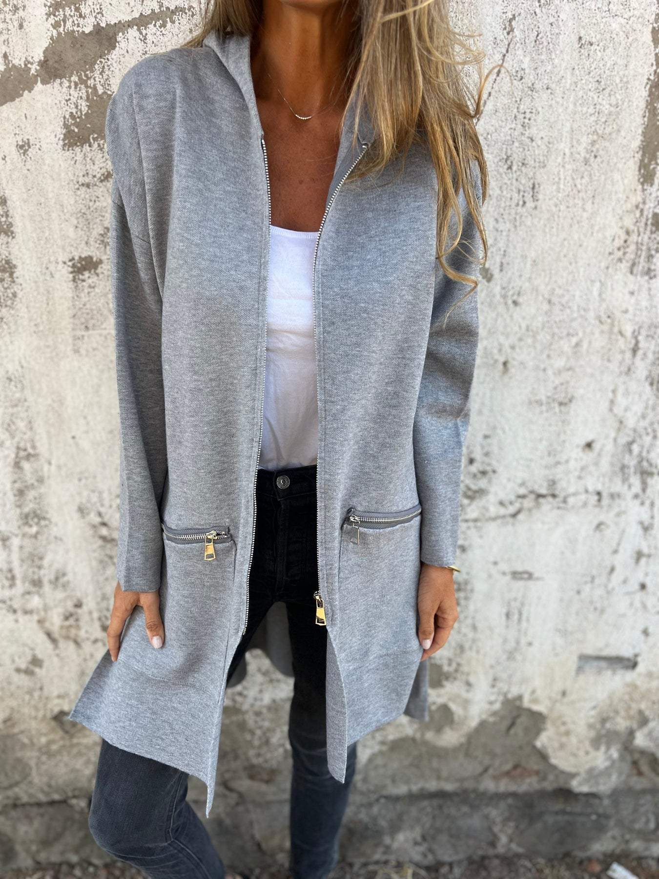Julia – Elegant Comfort Vest